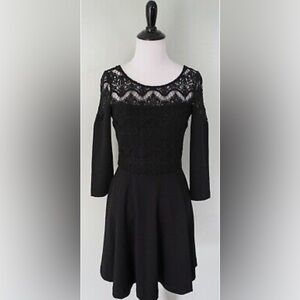 Lilly Pulitzer 2/4 Sleeve Dress